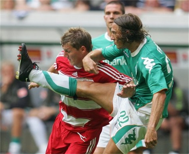 德国杯冲刺阶段再迎强敌；里尔造点机会；主帅态度：震撼外界；更衣室氛围转暖 -爱游戏体育入口