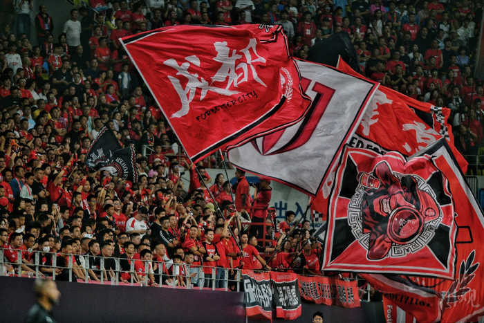 immediately中文翻译-爱游戏体育